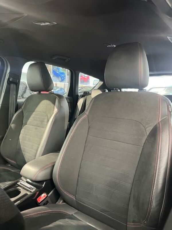  Kuga  4  à vendre