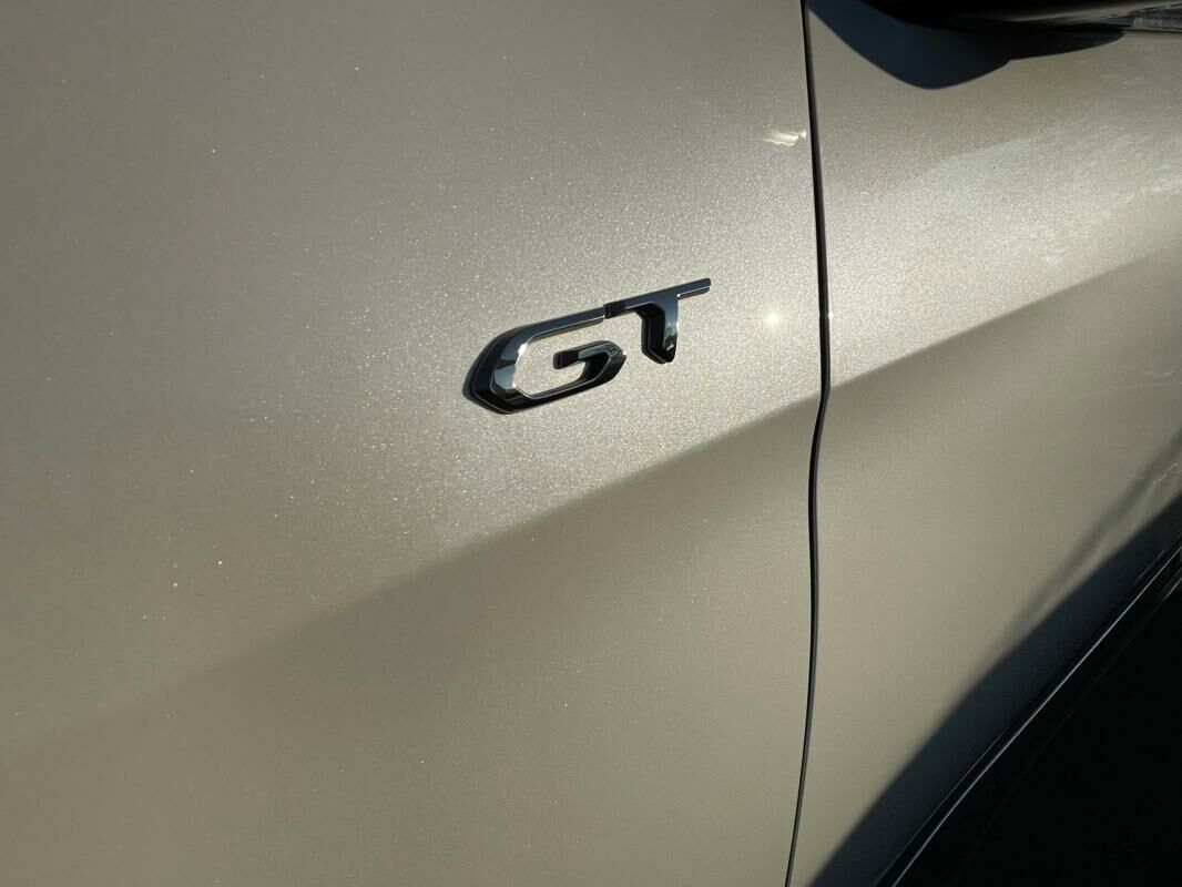  5008  2  à vendre