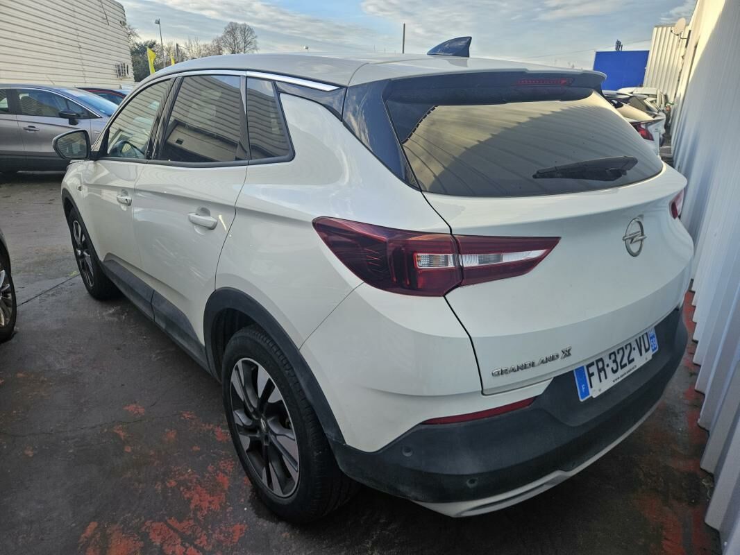 Grandland X  2  à vendre