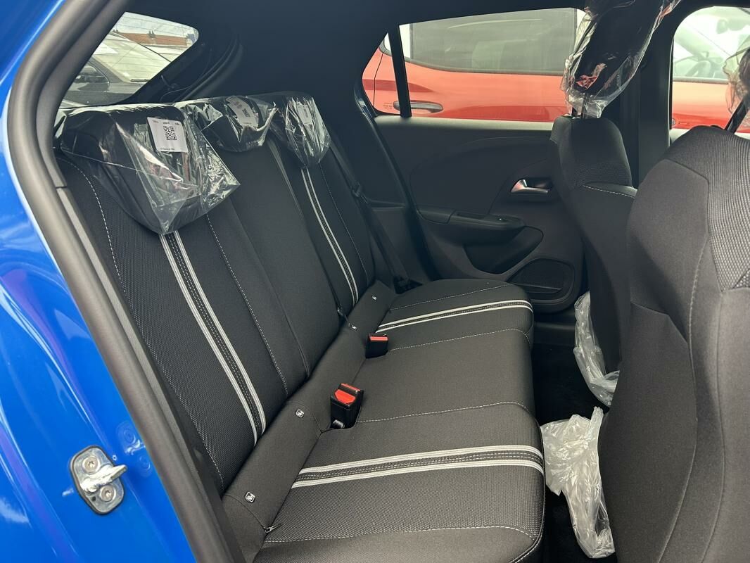 Corsa  6  à vendre